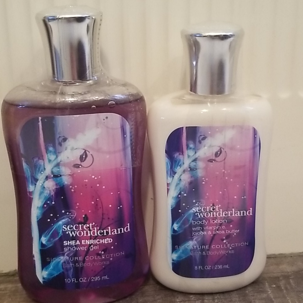 New Secret Wonderland Body lotion+shower gel